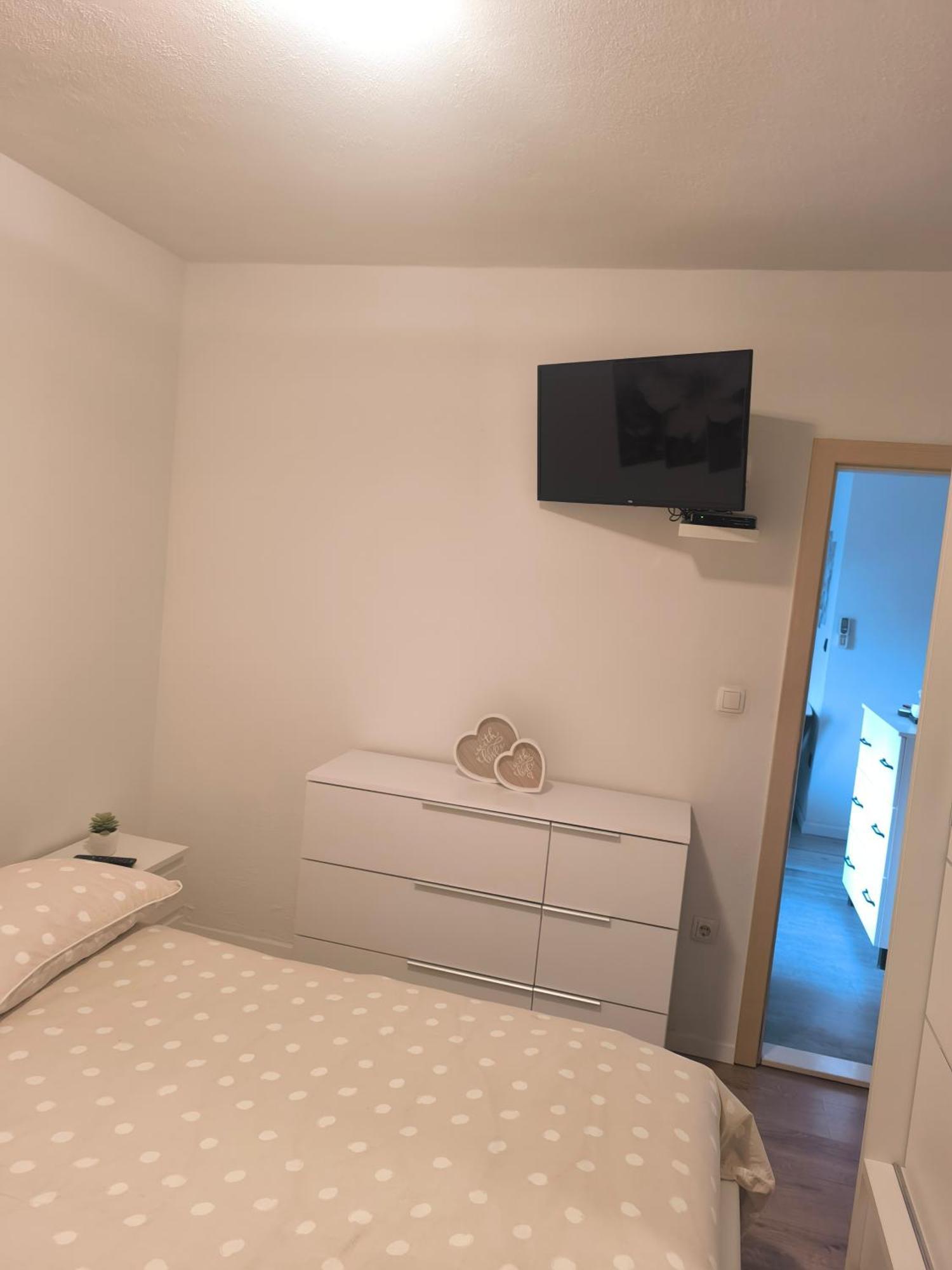 Apartman Rex Svinisce Стая снимка