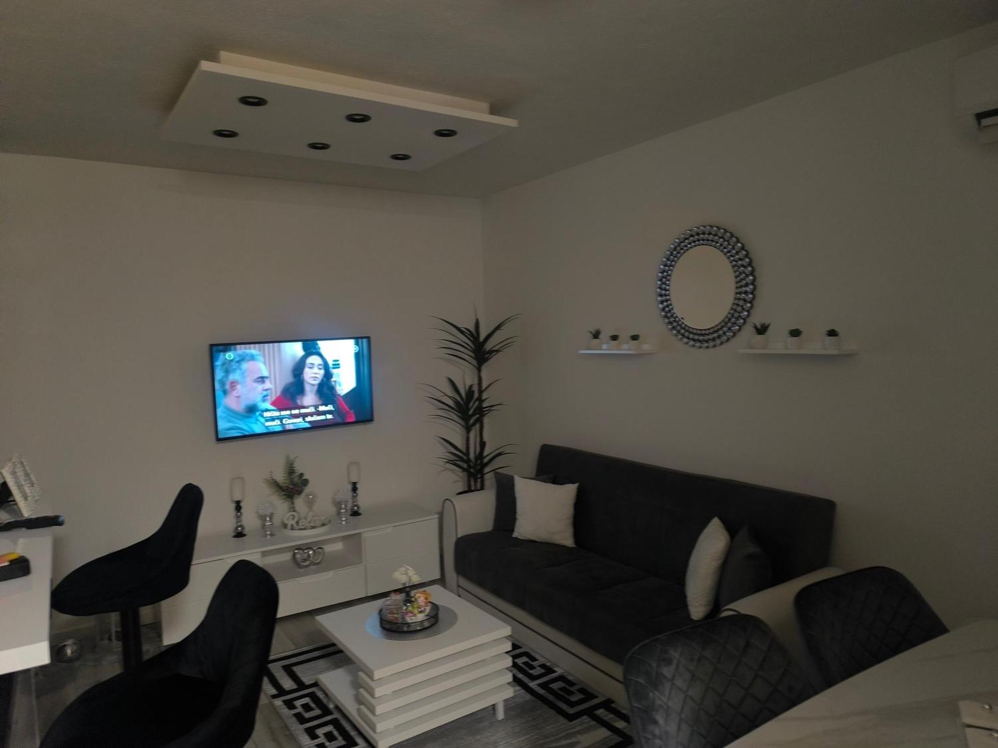 Apartman Rex Svinisce Екстериор снимка